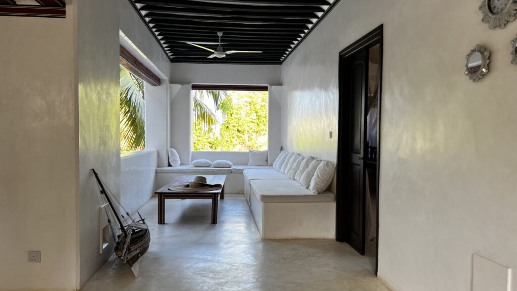 where to stay in Lamu kenya