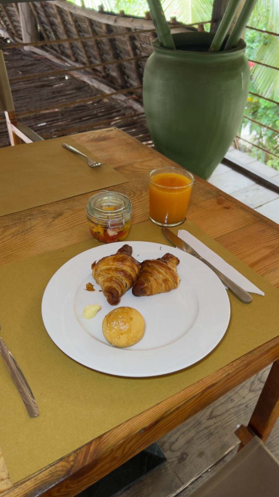 breakfast pastries at la luna 
