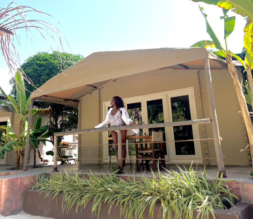 La luna suite apartment with pool view